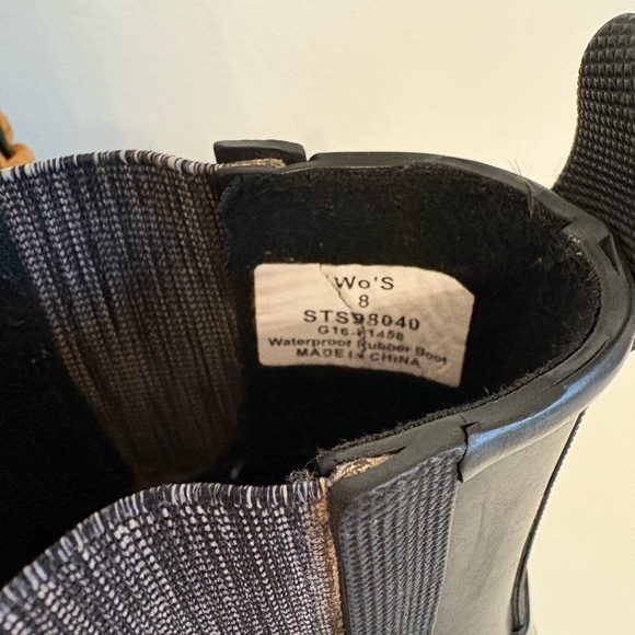 Sperry Walker Steam Waterproof Rain Boots, in Black, Size 8 - Picture 11 of 12